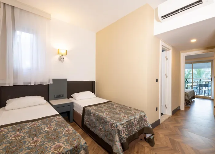 Crystal Aura Aqua Collection Otel Kemer